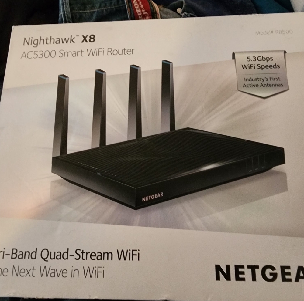 Netgear nighthawk X8, AC5300 smart wifi router